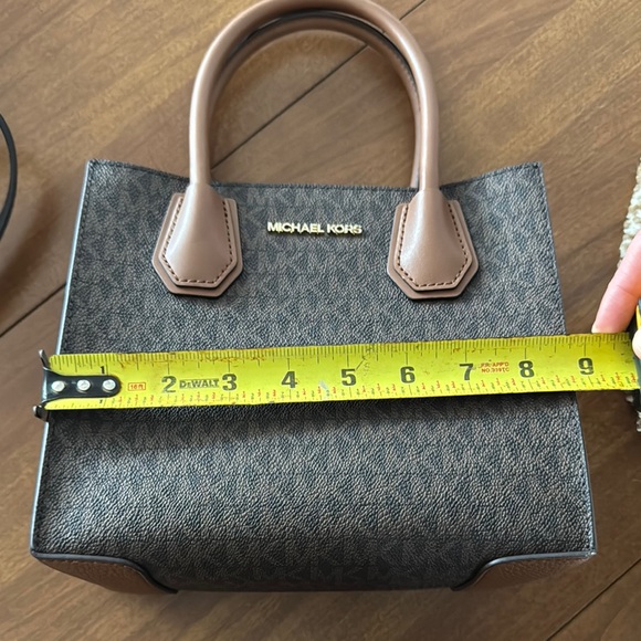 Michael Kors Brown Handbag - Picture 2 of 6